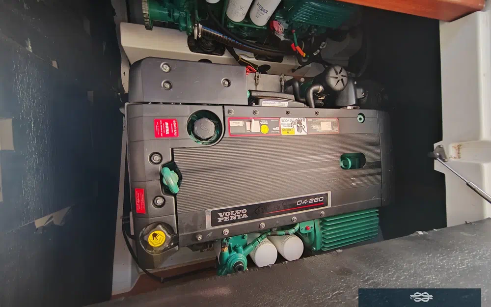 slider 26 Beneteau Antares 36