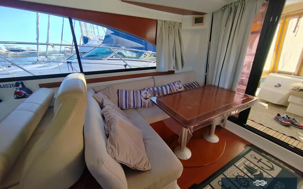 slider 7 Beneteau Antares 36
