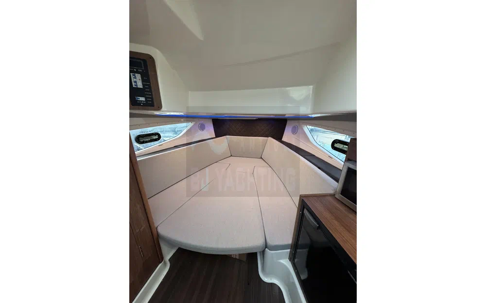 slider 10 Quicksilver Activ 875 Sundeck