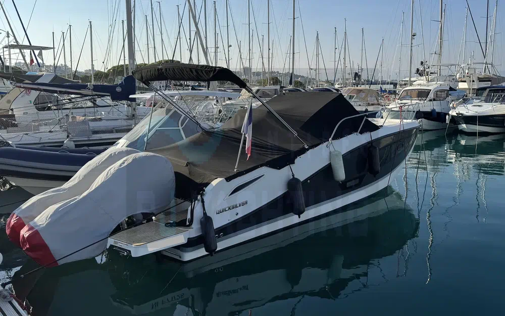 slider 2 Quicksilver Activ 875 Sundeck