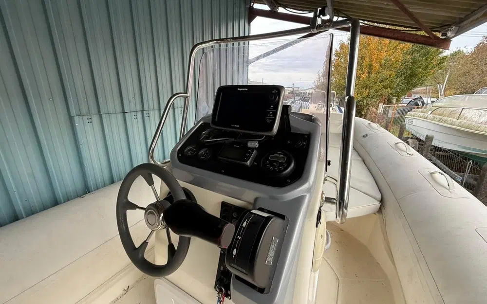 slider 6 BWA Sport 22 GT