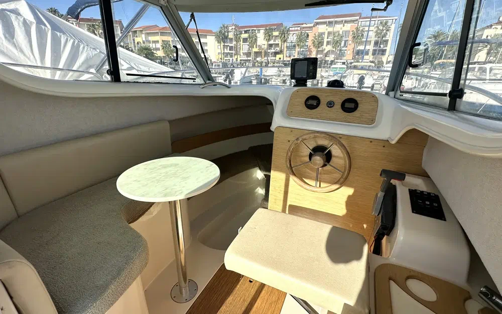 slider 1 Sessa Marine Dorado 22