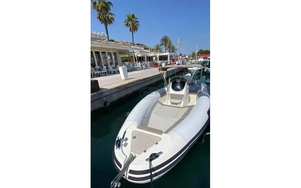 slider 1 Altamarea Wave 23