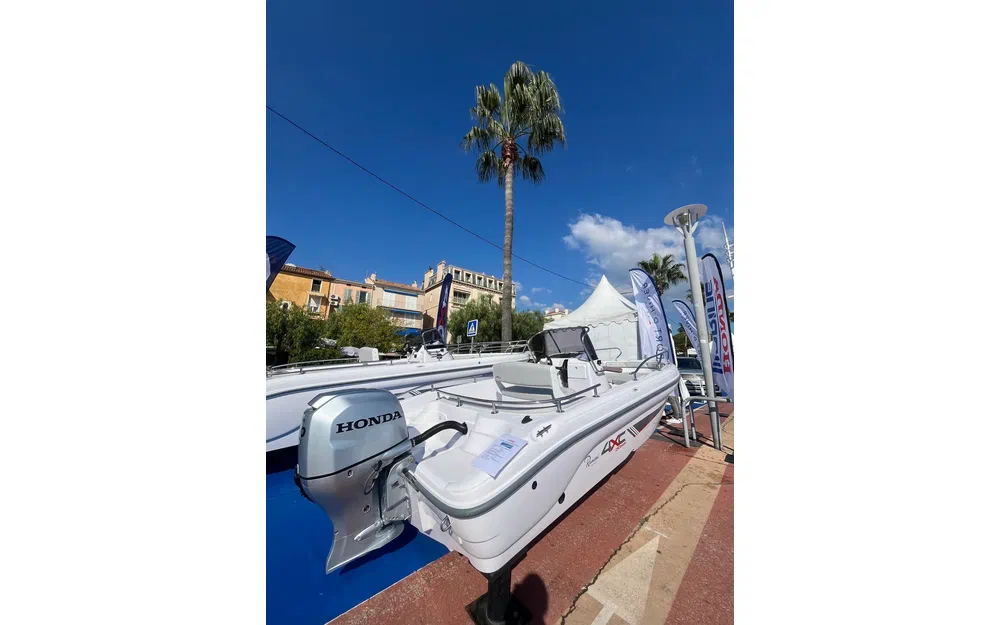 slider 12 Honda 4XC H19CC