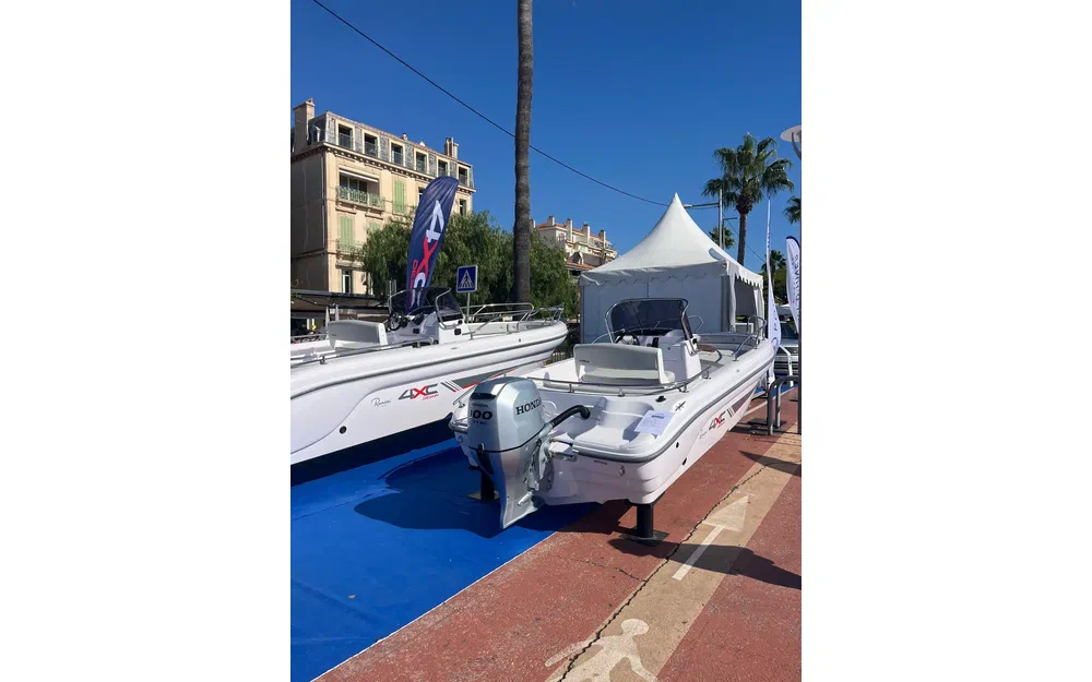 slider 1 Honda 4XC H19CC