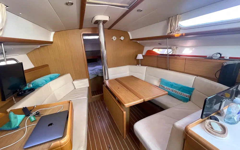 slider 18 Jeanneau Sun Odyssey 39 i