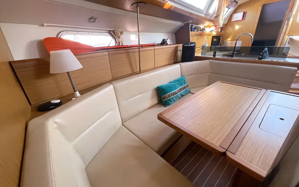 slider 21 Jeanneau Sun Odyssey 39 i