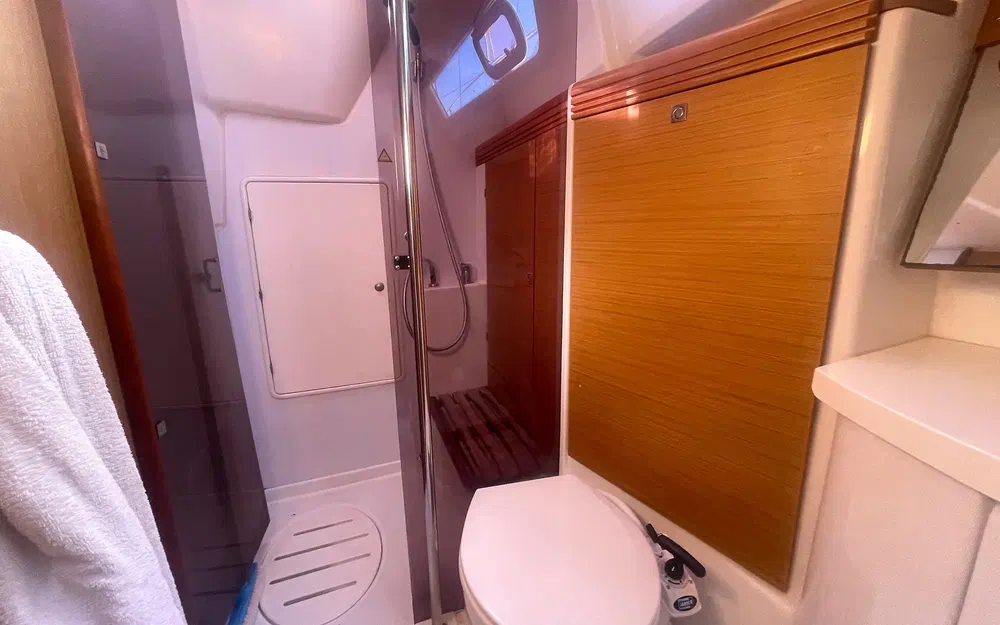 slider 12 Jeanneau Sun Odyssey 39 i