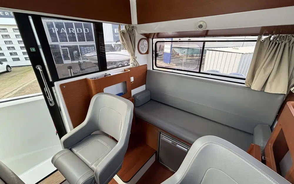 slider 13 Beneteau Barracuda 9