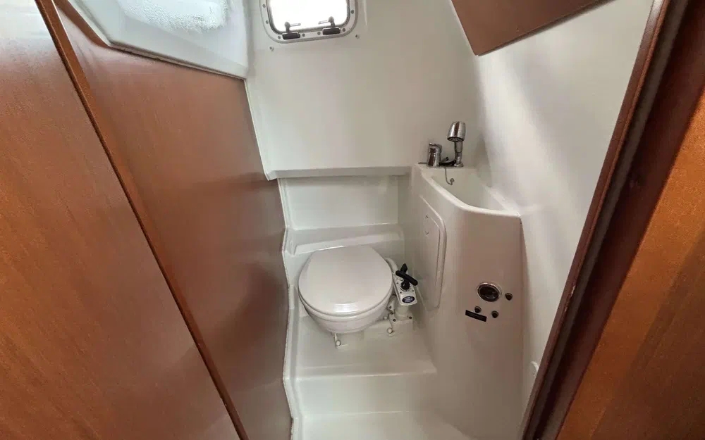 slider 18 Beneteau Barracuda 9