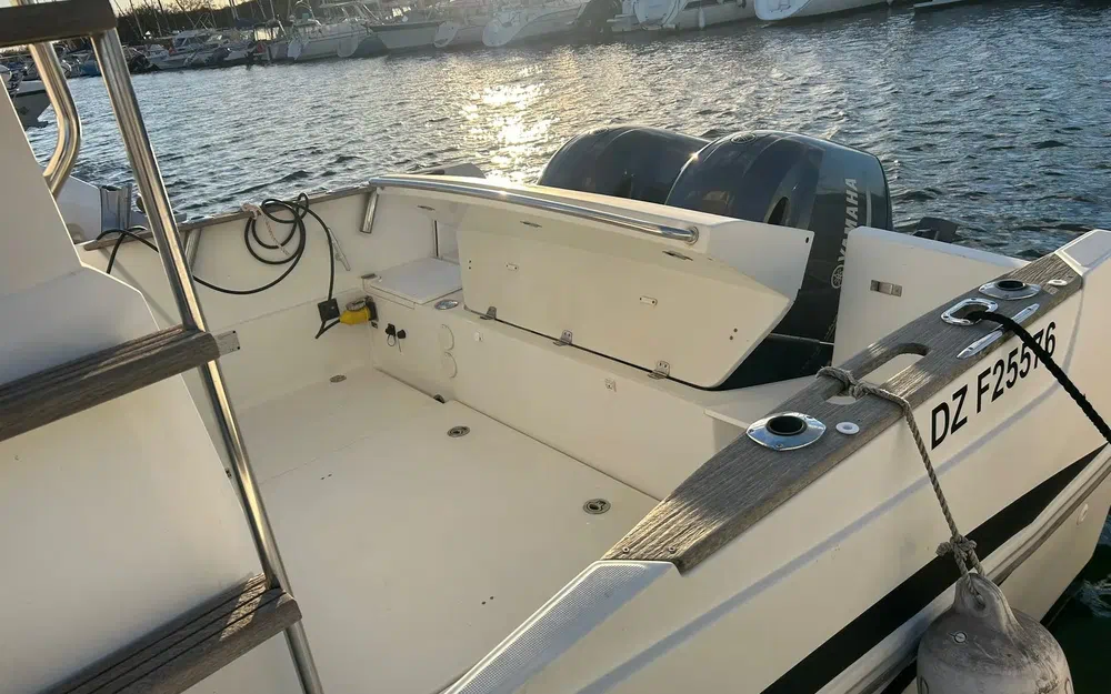 slider 3 Beneteau Barracuda 9