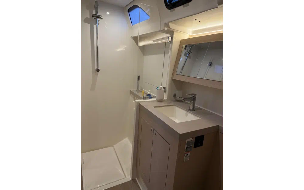 slider 13 Beneteau Oceanis 51.1