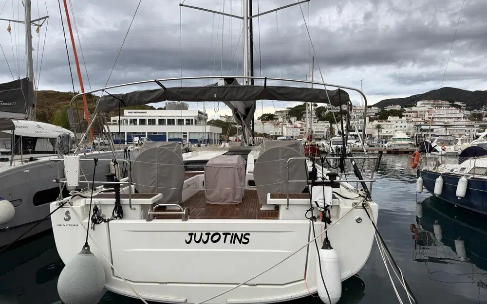 slider 4 Beneteau Oceanis 51.1