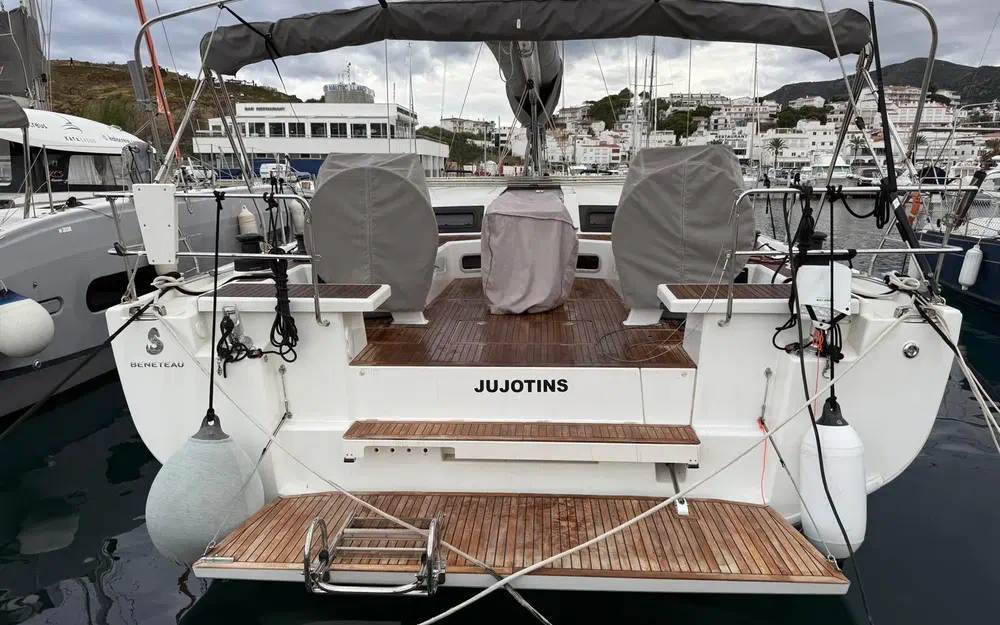 slider 7 Beneteau Oceanis 51.1