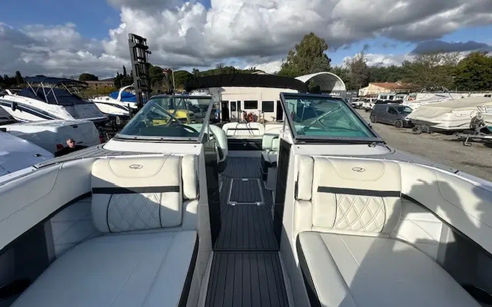 slider 12 Regal  26 Fasdeck