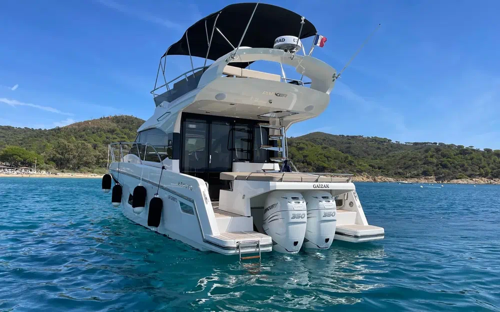 slider 1 Parker Monaco 110 Fly