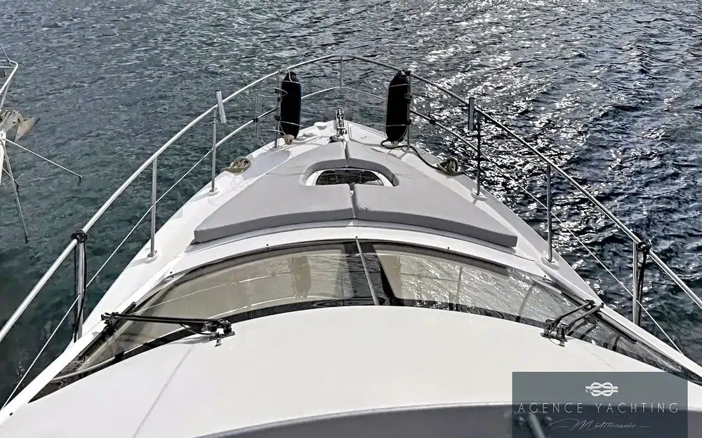 slider 11 Sea Ray  375 Sedan Bridge