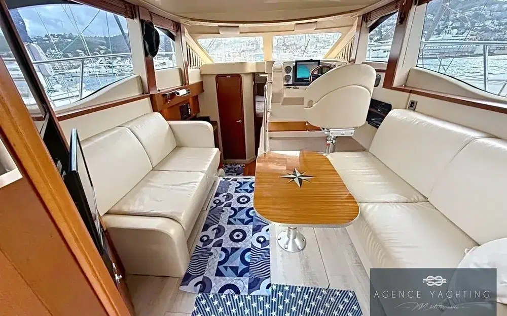 slider 12 Sea Ray  375 Sedan Bridge