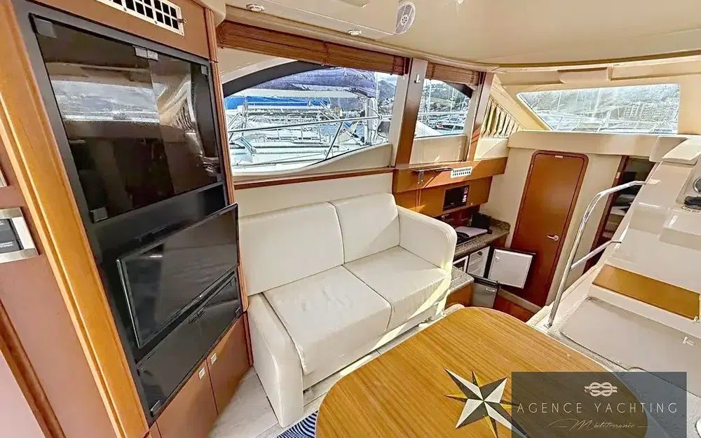 slider 13 Sea Ray  375 Sedan Bridge