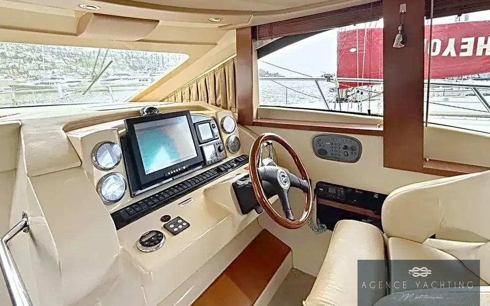 slider 17 Sea Ray  375 Sedan Bridge