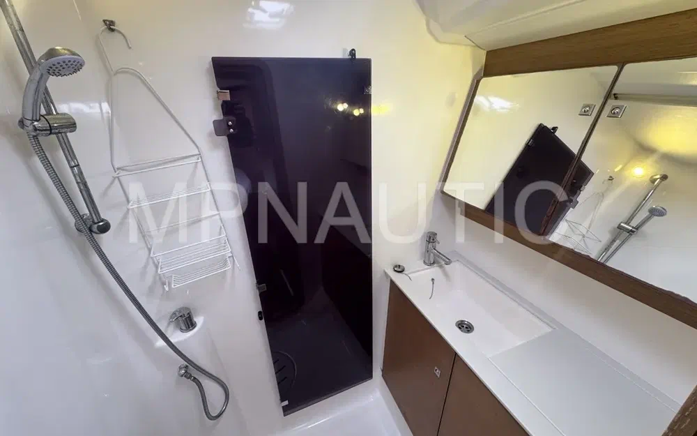 slider 18 Dufour 500 Grand Large