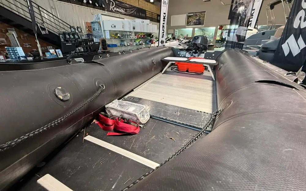 slider 3 Zodiac Bombard Commando C4