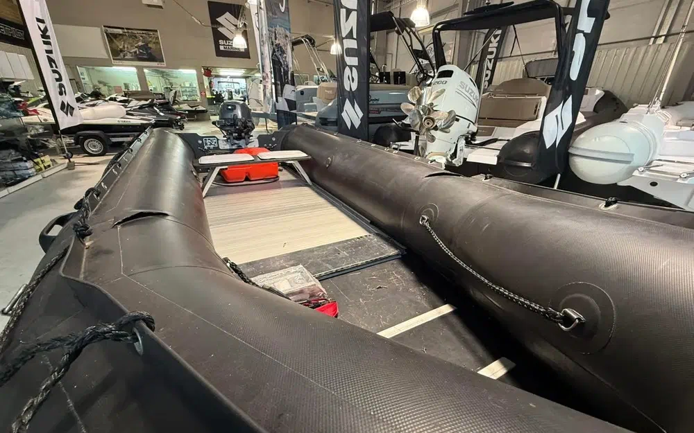 slider 4 Zodiac Bombard Commando C4