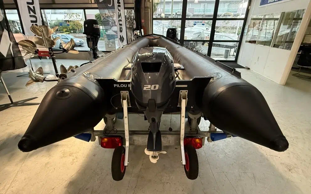 slider 7 Zodiac Bombard Commando C4