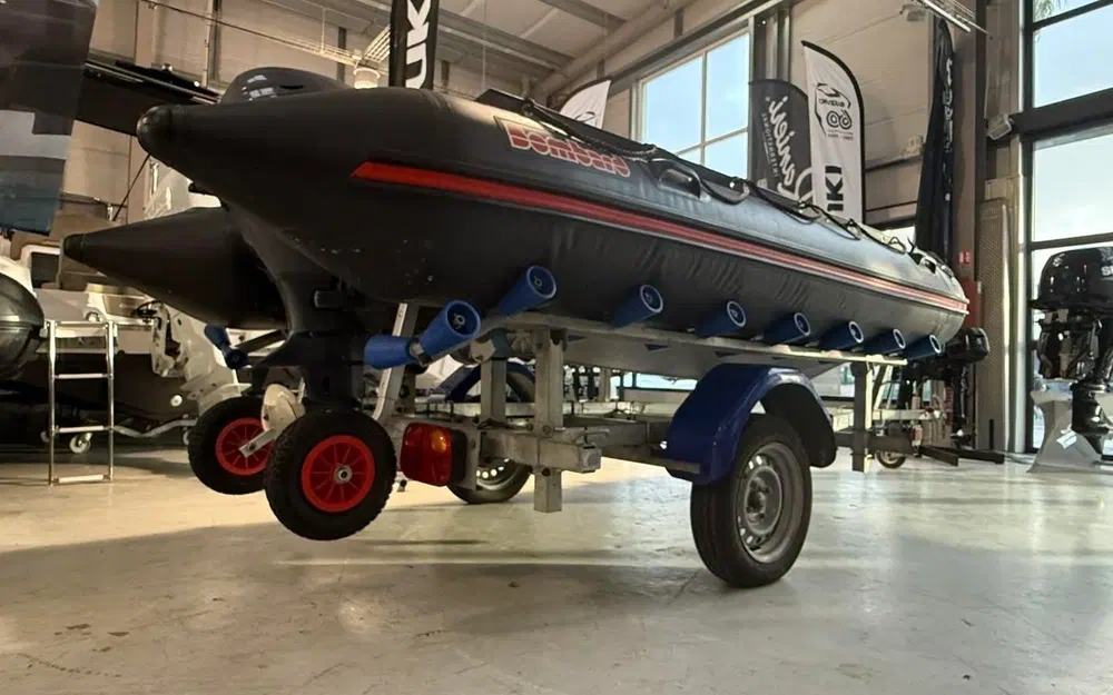 slider 8 Zodiac Bombard Commando C4