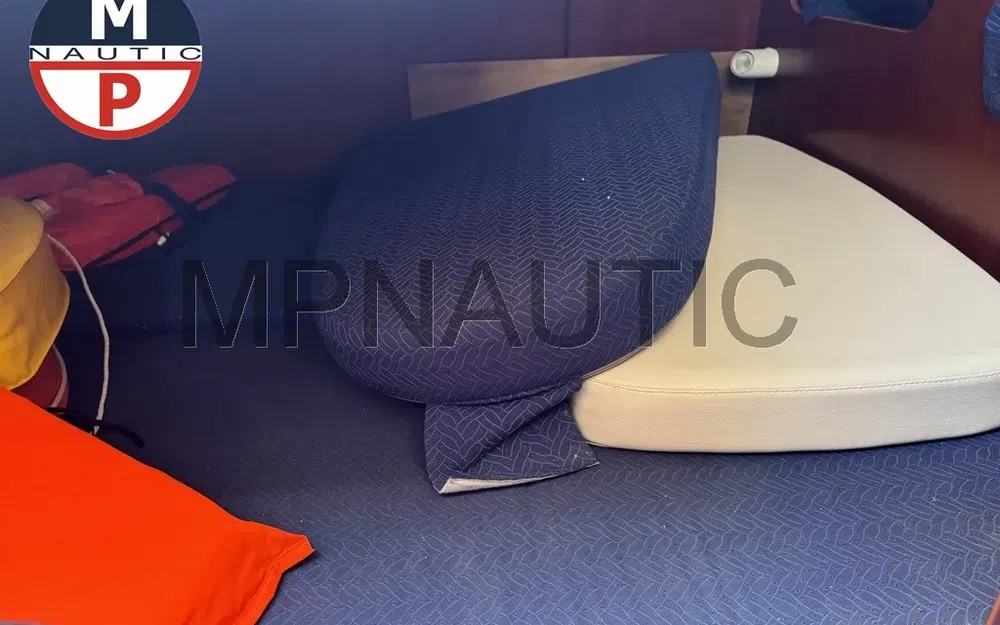 slider 13 Beneteau Flyer 701