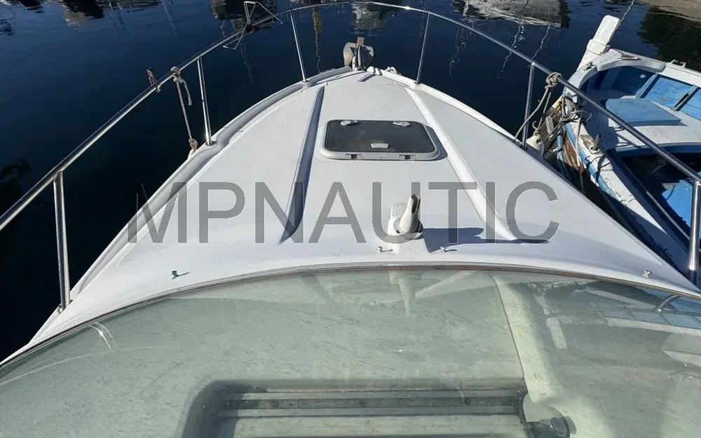 slider 1 Beneteau Flyer 701