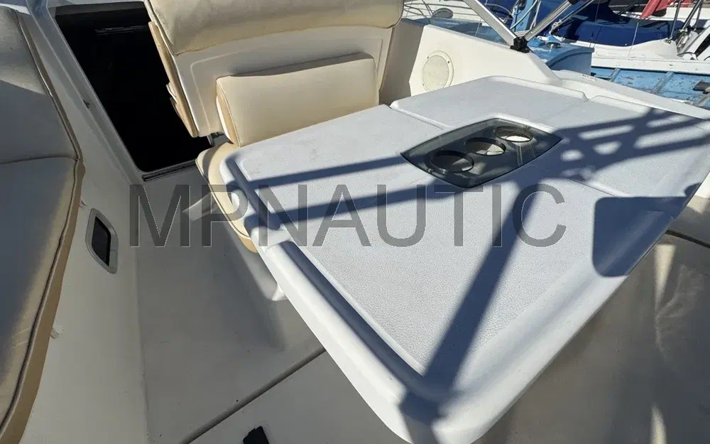 slider 3 Beneteau Flyer 701