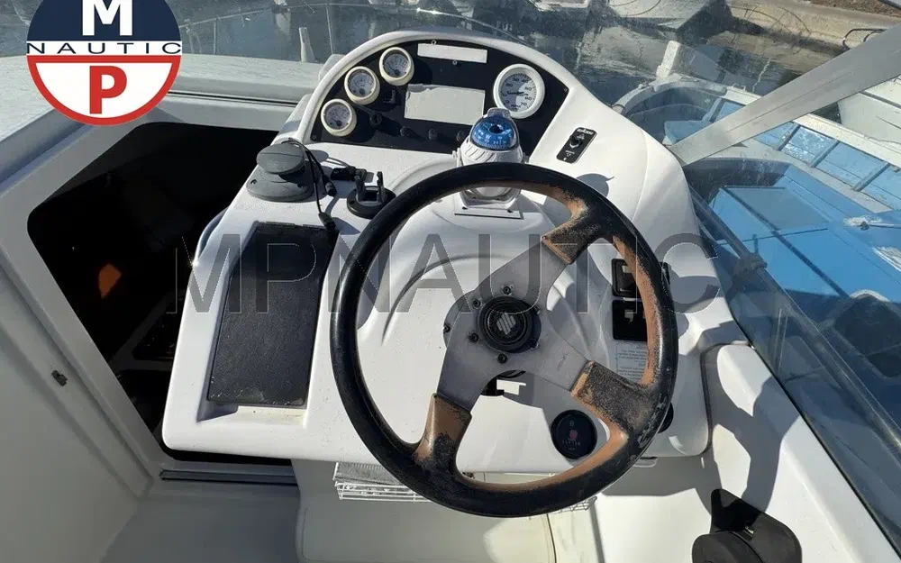 slider 5 Beneteau Flyer 701