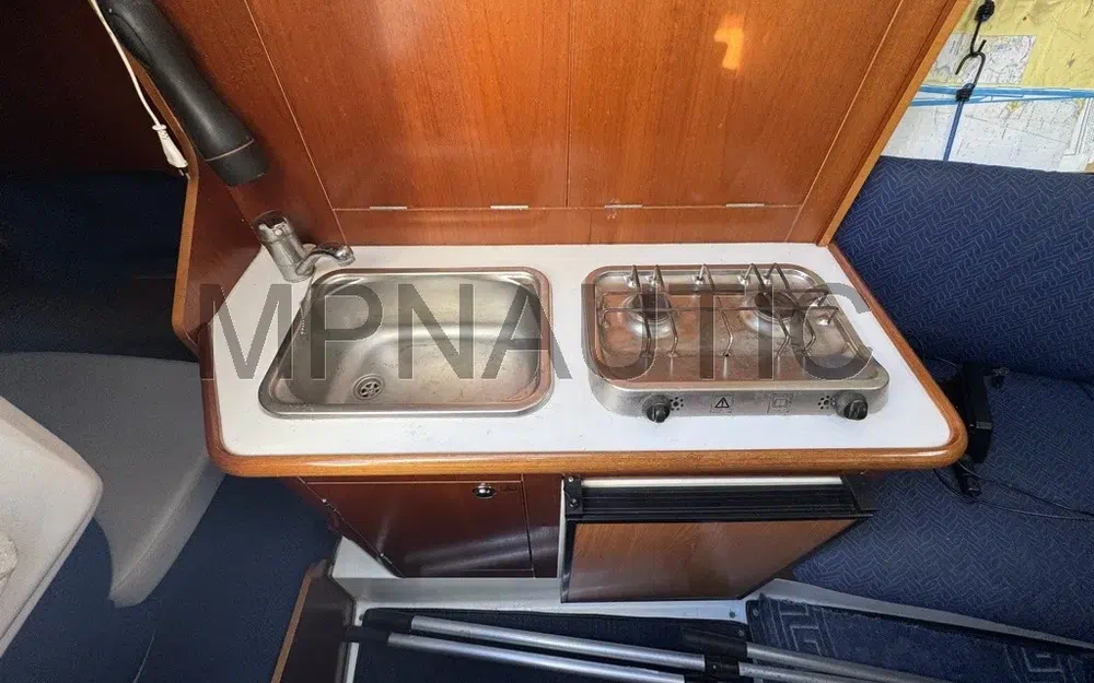 slider 8 Beneteau Flyer 701