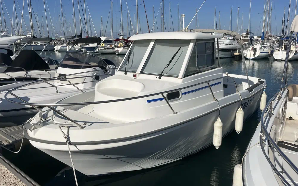 slider 0 Beneteau Antares 620