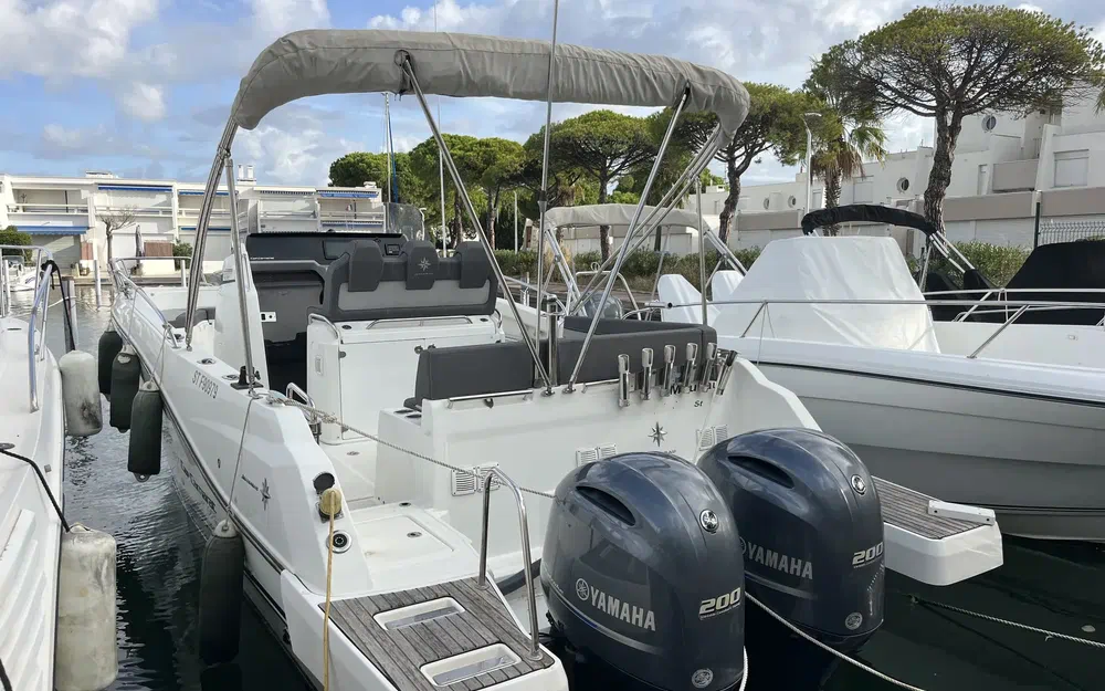 slider 1 Jeanneau Cap Camarat 9.0 CC