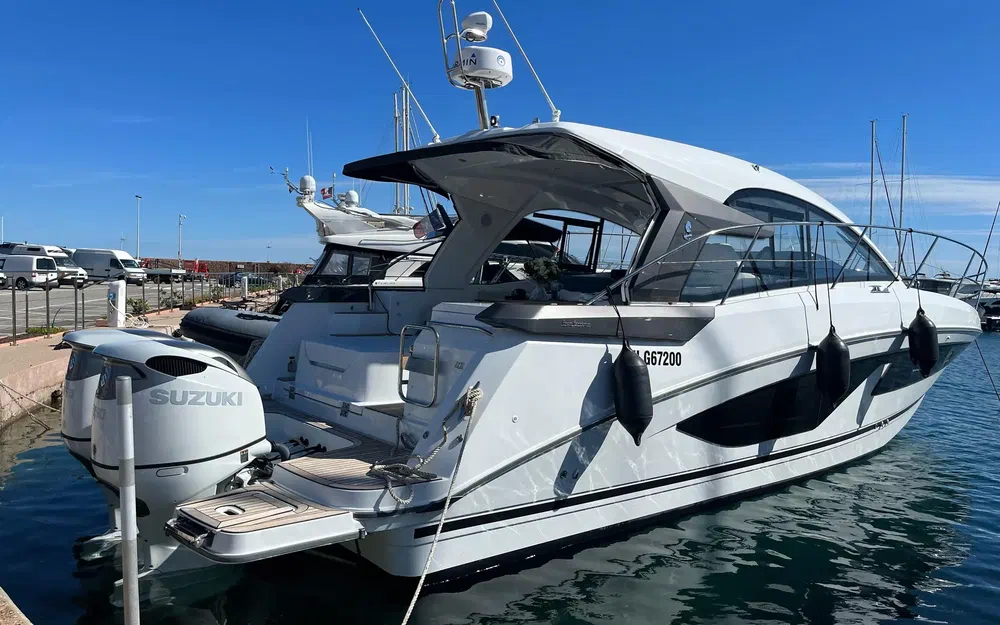 slider 0 Beneteau Gran Turismo 36