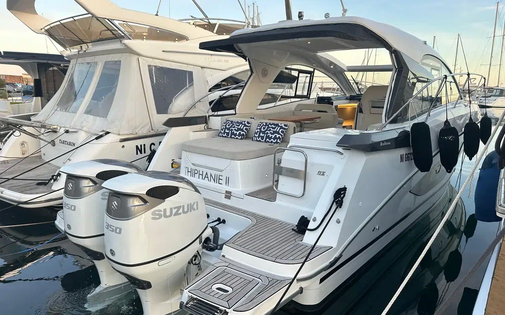 slider 1 Beneteau Gran Turismo 36