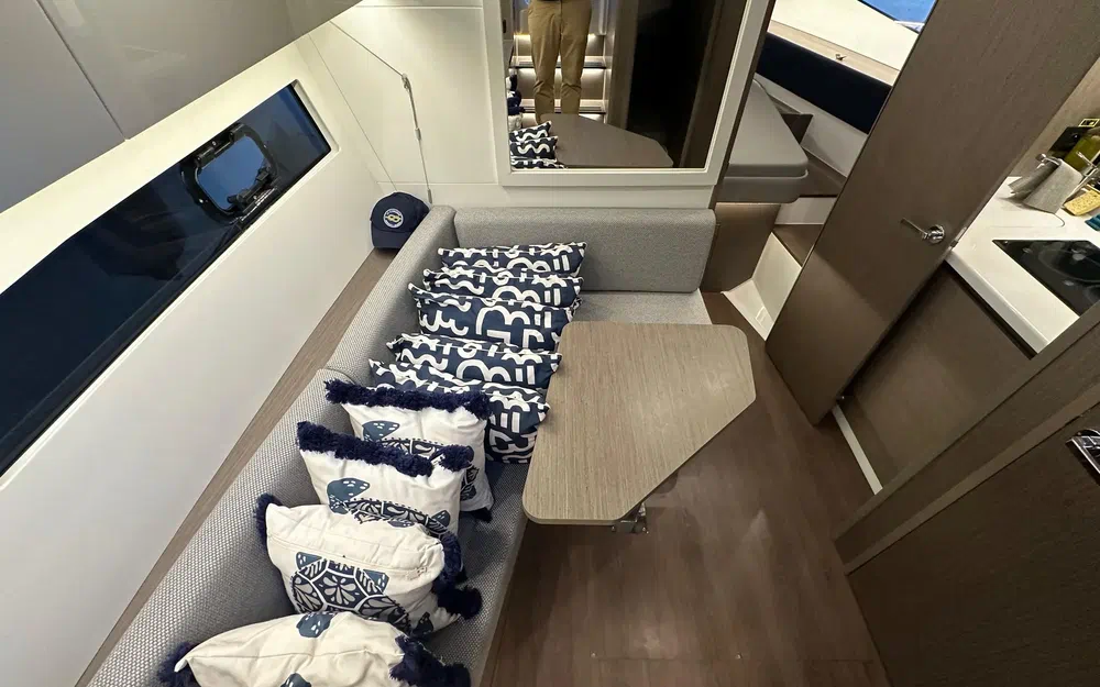 slider 25 Beneteau Gran Turismo 36