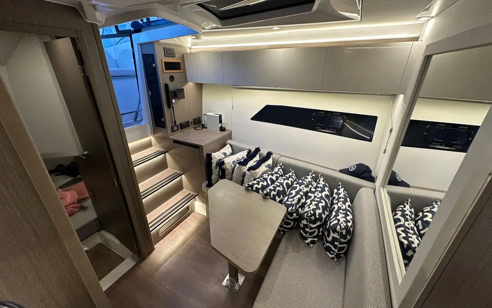 slider 26 Beneteau Gran Turismo 36