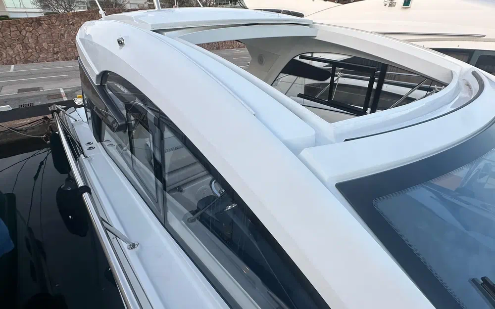 slider 4 Beneteau Gran Turismo 36