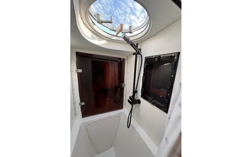 slider 8 Fountaine Pajot Highland 35