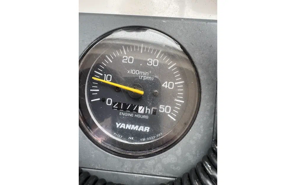 slider 17 Faeton  910 Moraga