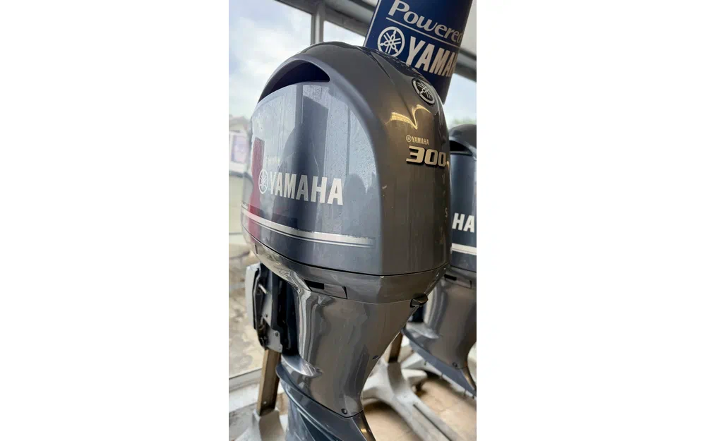 slider 2 Yamaha 300cv 