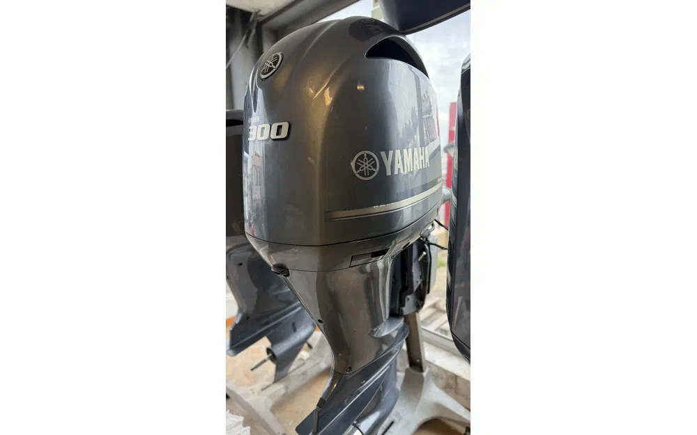 slider 5 Yamaha 300cv 