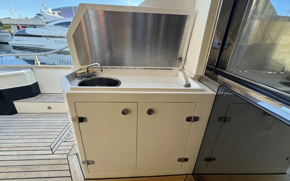 slider 4 Cayman  57 HT