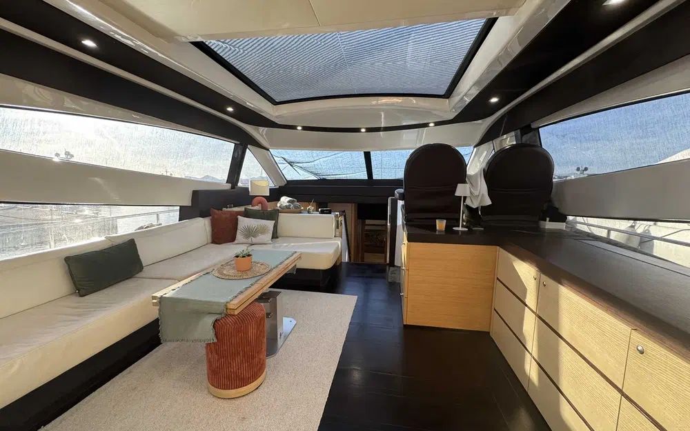 slider 6 Cayman  57 HT