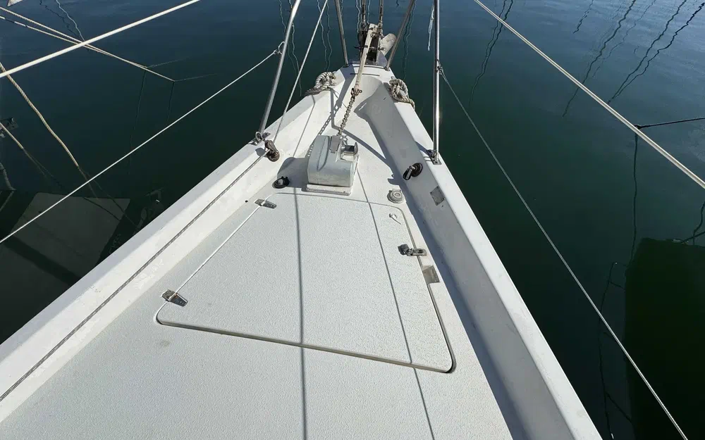 slider 10 Contest Yachts Contest 38