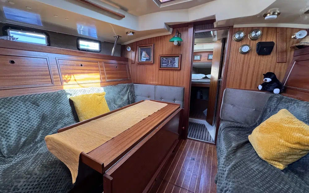 slider 15 Contest Yachts Contest 38