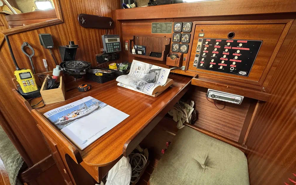 slider 16 Contest Yachts Contest 38